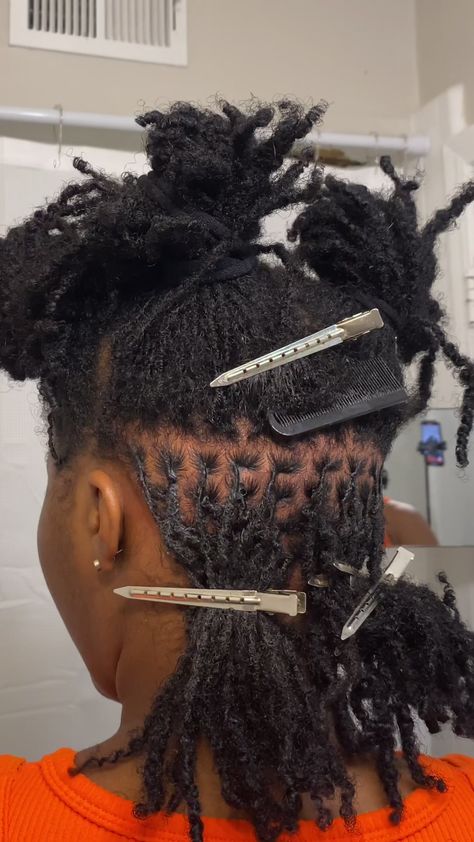 another retwist on my microlocs. the last one lasted a good week and a half 😭 p.s i will still be interlocking them too 15 months locd est. 6•15•22 w/ two strand twists 260 loc babies maintained w| 2 point rotation youtube channel: @queentyquana (linked in bio) ##microlocs##diymicrolocs##microlocsjourney##locs##locstyles Retwisting Starter Locs, Tiny Locs Natural Hairstyles, Braid Locs Starter, Diy Micro Locs, Micro Dreads, Starter Microlocs, Tiny Locs, Loc Tips, Retwist Locs