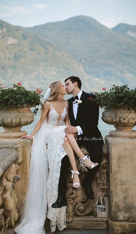 Como Lake Wedding, Italy Wedding Photos, Wedding Lake Como, Wedding On Lake, Italy Elopement, Destination Wedding Italy, Amalfi Coast Wedding, Wedding Lake, Como Lake