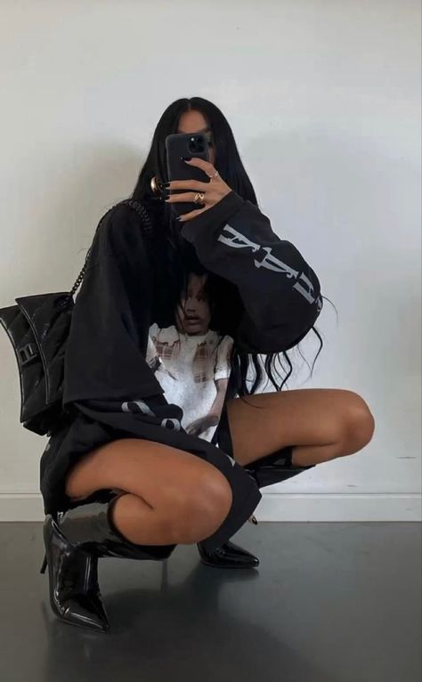 Edgy Streetwear, Mode Inspo, Fall Fashion Outfits, Fashion Photoshoot, Looks Style, Baddie Outfits, Mode Inspiration, Bella Hadid, Streetwear Outfit