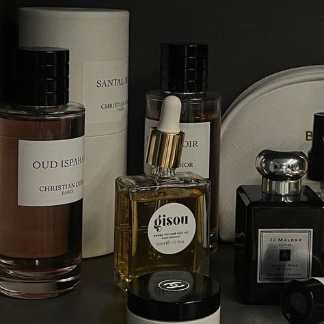 Andreea Balan on Instagram Andreea Core, Idea Bedroom, Jo Malone, Bedroom, On Instagram, Quick Saves, Instagram