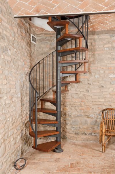 Spiral Staircase Loft, Scale Loft, Small Space Staircase, Space Saving Staircase, Spiral Stairs Design, Tiny House Stairs, Loft Stairs, Stairway Design, Casa Country