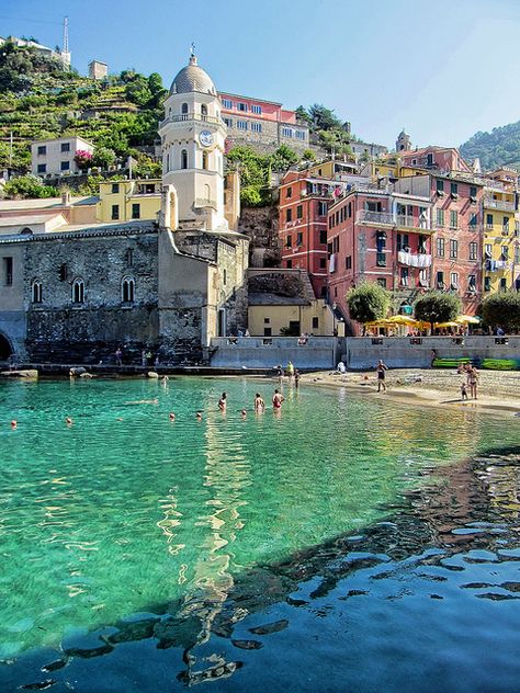 Vernazza, Italy Vernazza Italy, Magic Places, Cinque Terre Italy, Places In Italy, Italy Vacation, Future Travel, Positano, Amazing Places, Places Around The World