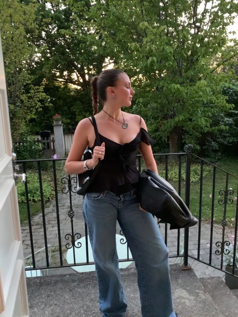 ruffle top outfit | rose top outfit | black top | going out outfit | clubbing outfit | drinks outfit | chunky necklace | Black Flowy Top Outfit, Going For Drinks Outfit, Rose Top Outfit, Ruffle Top Outfit, Night Out Outfit Jeans, Flowy Tops Outfit, Outfit Clubbing, Drinks Outfit, Ruffle Tops Outfit