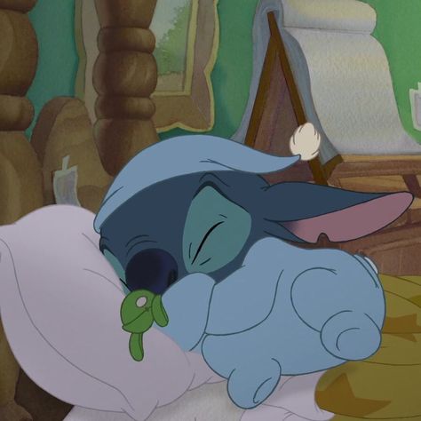 Stitch Sleeping Wallpaper, Stitch Wallpaper Widget, Sleeping Cute Cartoon, Stitch Icons Aesthetic, Disney Characters Sleeping, Stitch Profile Picture, Stitch Disney Wallpapers, Stitch Widget, Lilo And Stitch Aesthetic