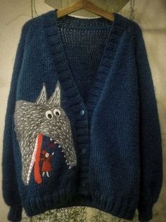 Unusual Embroidery, 자수 디자인, Fashion Mistakes, Knitting Tutorial, Embroidery Inspiration, 10 Pounds, Knit Outfit, Knit Fashion, Knitting Inspiration