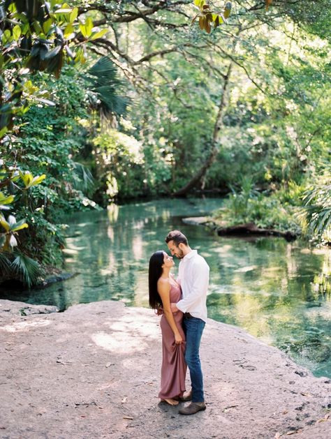 Water Engagement Photos, Orlando Film, Wade In The Water, Orlando Photos, Fall Engagement Pictures, Florida Springs, Spring Engagement Photos, Rock Springs, Trendy Bride