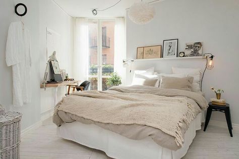 Alternative Bedroom, Headboard Alternative, Scandinavian House, Design Ložnic, تصميم للمنزل العصري, Scandinavian Bedroom, Hus Inspiration, Dreamy Bedrooms, Bedroom Headboard