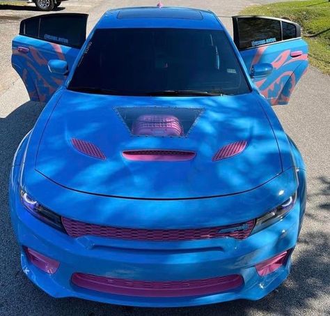 Pink Dodge Charger, Pink Hellcat, Hellcat Srt, Camaro Car, Dodge Charger Srt, Charger Srt, Dodge Muscle Cars, Fast Sports Cars, Pimped Out Cars