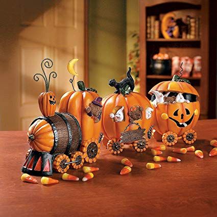 Décoration Table Halloween, Halloween Train, Dekorasi Halloween, Labu Halloween, Adornos Halloween, Express Train, Halloween Decorations Indoor, Halloween Home Decor, Easy Halloween