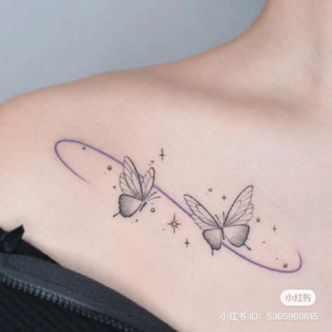 Astronomy Tattoo, Butterfly Tattoo On Shoulder, Tato Minimal, Minimal Tattoo Design, Chic Tattoo, Butterfly Tattoos For Women, Tasteful Tattoos, Petite Tattoos, Tatuaje A Color