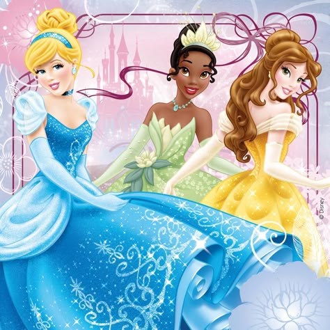 Disney Princess The Beauty Of Disney, Beauty Of Disney, Disney Princess Photo, Photo Disney, World Cartoon, Walt Disney Movies, Disney Princess Toddler, Disneyland Characters, Pocket Princesses