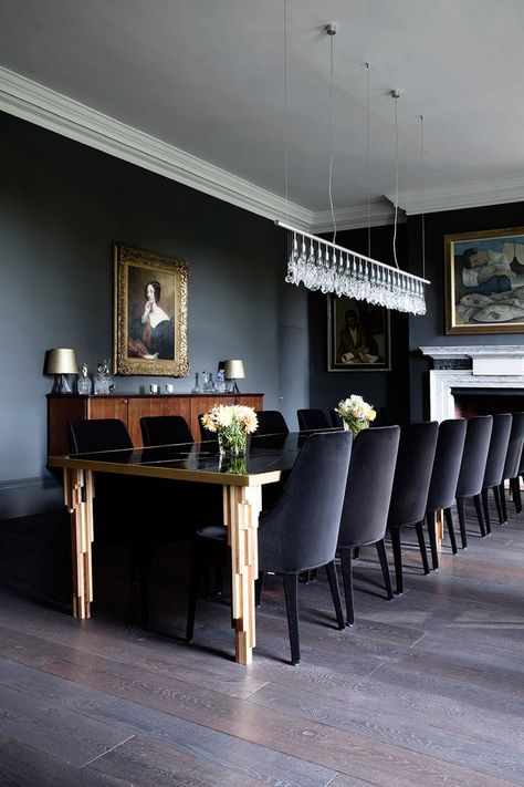 Dining Room Design Luxury, Dark Dining Room, Luxury Dining Tables, Sala Grande, Black Dining, Black Dining Room, Dining Room Ideas, Modern Dining Room Tables, Dining Room Interiors