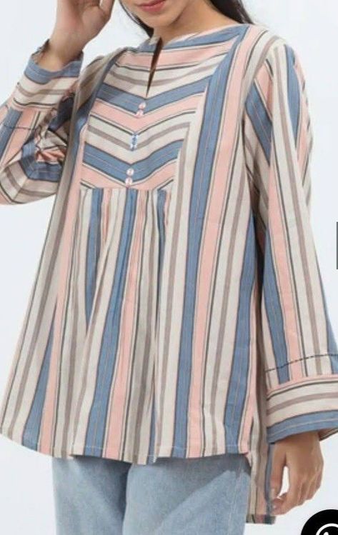 Shirt Model Kurti For Women, Pattern Shirt For Women, Tunics, Stylish Kurtis Design, Cotton Shirts Women, Blouse Casual Fashion, Tunic Designs, Simple Kurta Designs, Stylish Short Dresses