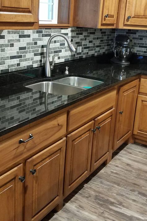 Kitchen Design Granite Countertops, Black Granite Kitchen Countertops, Black Granite Countertops Kitchen, Dark Granite Countertops, Black Granite Kitchen, Black Kitchen Countertops, Kitchen Design Countertops, Countertop Backsplash, Soapstone Countertops