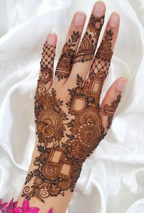 Henna designs, also known as Mehndi designs, are intricate and beautiful patterns typically applied to the skin using henna paste. These designs are often used for celebrations and special occasions, particularly in South Asia, the Middle East, and North Africa. The art of henna design has been practiced for centuries and varies greatly depending on cultural traditions and personal preferences. Some common elements in henna designs include floral motifs, geometric shapes, paisley patterns, Simple Small Henna Designs, Tattoo Designs Simple Small, Simple Henna Designs Hand, Eid Mehndi, Floral Henna Designs, मेहंदी डिजाइन, Eid Mehndi Designs, Henna Tattoo Designs Hand, Very Simple Mehndi Designs