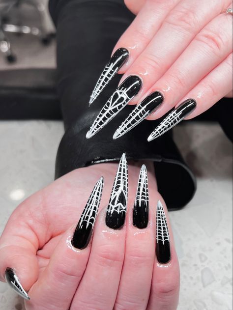 Heart Stiletto Nails, Web Heart, Cartoon Nails, Stiletto Nails, Spider Web, Ear Cuff, Cuff, Nails, Beauty