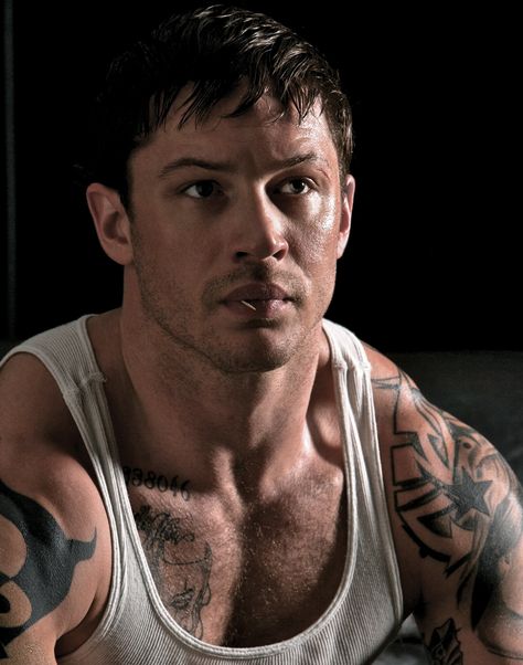 Tom Hardy in Warrior Tom Hardy Warrior, Edward Thomas Hardy, Warrior Movie, Nick Bateman, Matt Lanter, Warrior Workout, Flipagram Instagram, Thomas Hardy, Ian Somerhalder