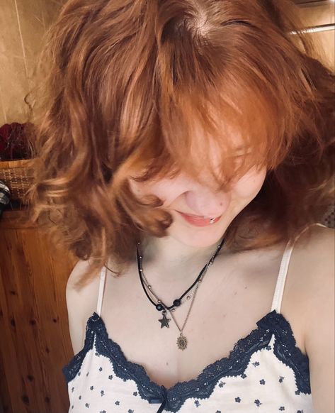 Short Fluffy Ginger Hair, Bob Ginger Hair, Short Ginger Hair Aesthetic, Short Red Hair Aesthetic, Ginger Hair Styles, Orange Hair Aesthetic, Ginger Short Hair, Redhead Short Hair, Red Hair Short