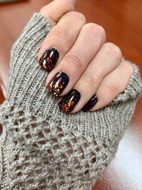 Thanks A Million Color Street, Thanksgiving Color Street Combos, Fall 2022 Nails, Brilliant Nails, Thanksgiving Nails Color, Rock Star Nails, Nails Hacks, Long Lasting Manicure, Nails Thanksgiving