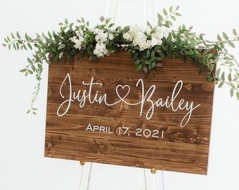 Wooden Wedding Signs, Wedding Arch Flowers, Wooden Welcome Signs, Arch Flowers, Wood Wedding Signs, Garden Wedding Decorations, Ceremony Signs, Rose Wreath, Wedding Welcome Sign