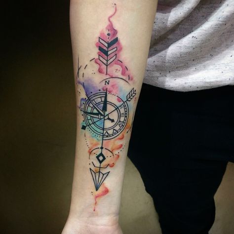 Compass Watercolor, A Compass Tattoo, Watercolor Compass Tattoo, Compass Tattoo Ideas, Compass Tattoo Meaning, Compass Tattoo Men, Geometric Compass, Tattoos Water, Couple Tattoo Ideas