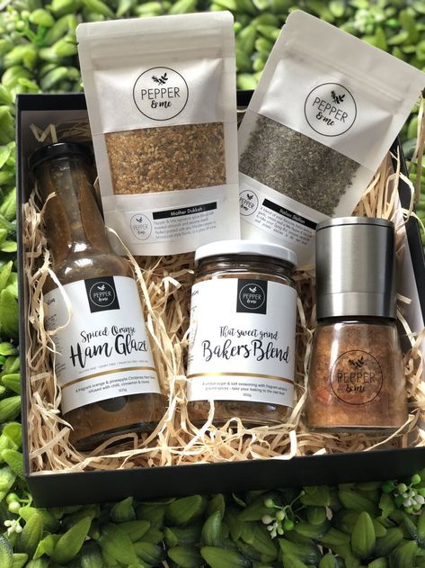 Spices Gift Box Ideas, Gift Box Making, Spice Gift Box, Spice Gift Set, Herbal Bath Tea, Packaging Snack, Coffee Gift Sets, Spices Packaging, Premium Spices