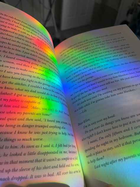 Rainbow Books, Rainbow Lights, Rainbow Light, Rainbow Aesthetic, Wallpaper App, App Icon, Wallpapers, Rainbow, Reading