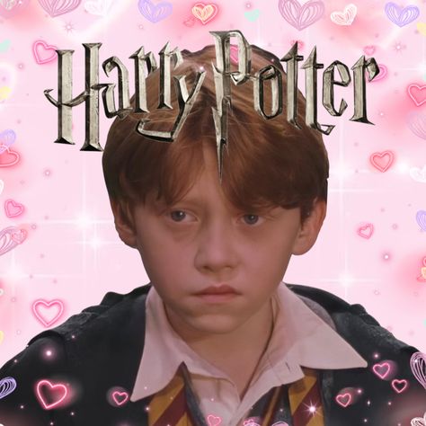 Aesthetic pink ron icon harry potter hogwarts meme Pink Hogwarts Aesthetic, Harry Potter Pink Aesthetic, Pink Harry Potter Aesthetic, Pink Harry Potter, Icon Harry Potter, Pinterest Icons, Ron And Harry, Harry Potter Icons, Hogwarts Aesthetic