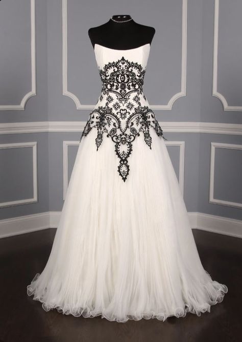 White And Black Wedding, Wedding Dress Black, Black Wedding Dress, Gothic Wedding Dress, White Wedding Gowns, Wedding Robe, Black White Wedding, Gothic Wedding, Black Wedding Dresses