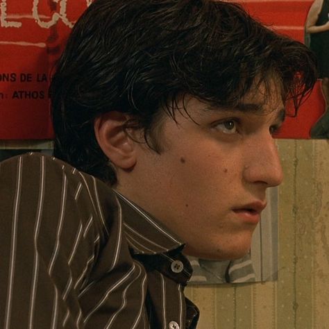 Theo The Dreamers, Louis Garrel The Dreamers, Louis Garell, The Dreamers 2003, Louis Garrel, Richard Gere, The Secret History, Pose Reference Photo, Pretty Men