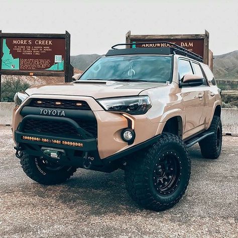 2023 Toyota 4runner Accessories, Tan 4runner, 4 Runner Toyota Lifted, 4 Runner Trd Pro, 4runner Aesthetic, White Toyota 4runner, 2nd Gen 4runner, Rav 4 Toyota, Toyota 4runner Interior