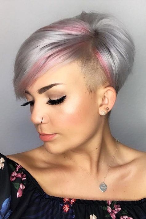 Asymmetrical Pixie Haircut, Asymmetrical Pixie Cuts, Pixie Cut With Bangs, Asymmetrical Pixie, Haircut Types, Short Hair Color, Penteado Cabelo Curto, Short Pixie Haircuts, Short Pixie Cut