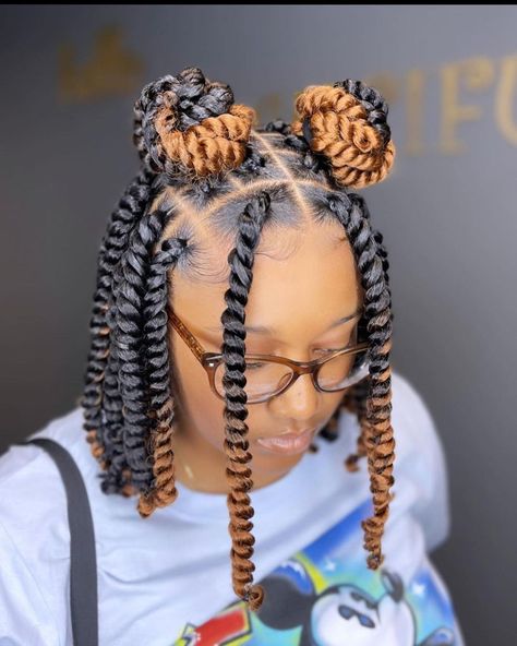 for? Your Marley twist hairstyle can last anywhere from 4-8 weeks, depending on how Marley Twist Hairstyles, Cuban Twist Hair, Twist Cornrows, Short Twists, Marley Twists, African Hair Braiding Styles, Braided Cornrow Hairstyles, Protective Hairstyle, Natural Hair Twists