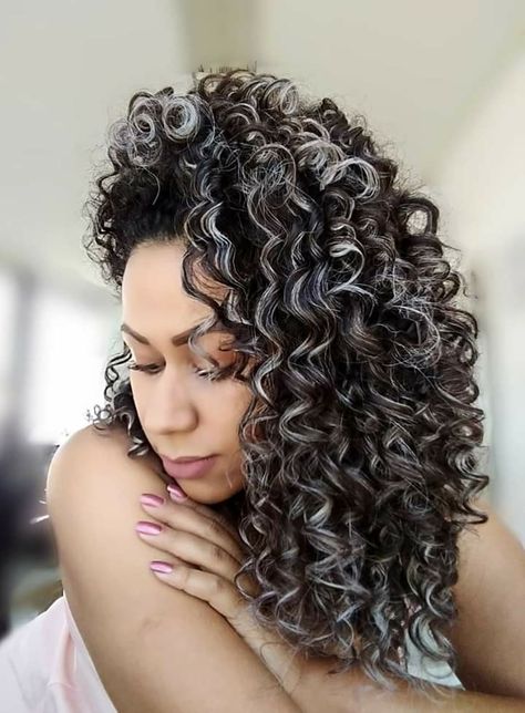 Grey Highlights On Curly Hair, Silver Highlights On Curly Hair, Curly Hair Grey Highlights, Curly Hair Silver Highlights, Black Hair Silver Highlights, Curly Silver Hair, White Hair Highlights, Ombre Curly Hair, Platinum Highlights