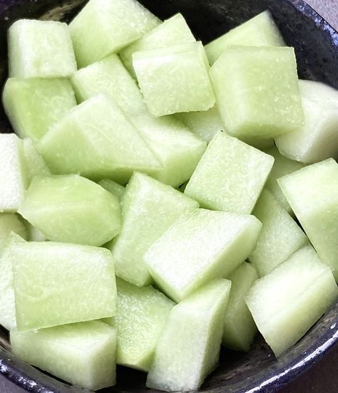 Honeydew Melon Aesthetic, Honeydew Melon Recipes, Melon Aesthetic, Melon Smoothie, Melon Recipes, Corn Dishes, Birthday Breakfast, Honey Dew, Honeydew Melon