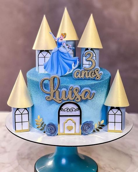 Cinderella Birthday Cake, Cinderella Cake Topper, Cinderella Birthday Party, Cinderella Cake, Christmas Holiday Cake, Happy Birthday Printable, Castle Cake, Cinderella Birthday, Cake Decorating Videos