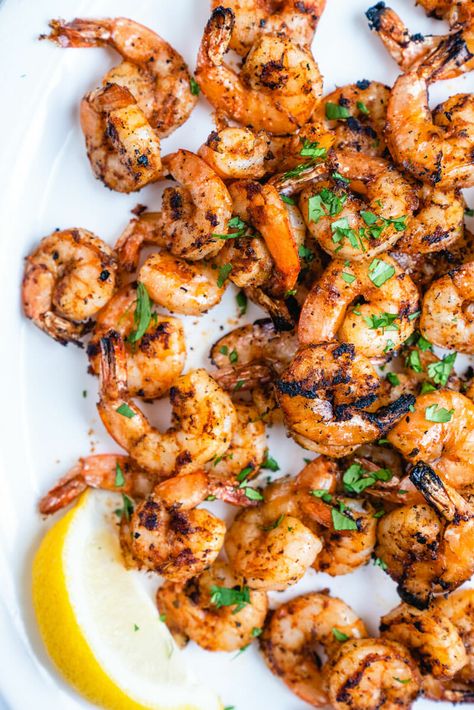 Here's how to make the best blackened shrimp, full of Cajun flavor! It's fast to cook on the grill or stove for an easy, healthy dinner. #shrimp #blackened #blackenedshrimp #easyshrimp #healthyshrimp #shrimprecipe #cajunshrimp #cajun Shrimp Blackened, Homemade Blackened Seasoning, Season Shrimp, Ways To Cook Shrimp, Pan Fried Shrimp, Dinner Shrimp, Grilled Peppers And Onions, Cook Shrimp, Creamy Shrimp Pasta