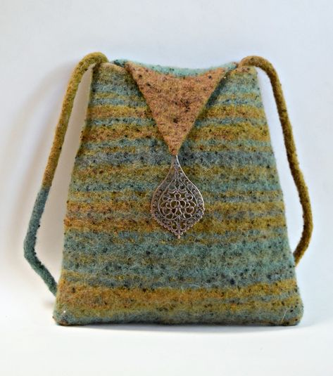 Felted Crochet Bag, Bags Knitted, Felted Bags, Felt Tote Bag, Felt Bags, Felted Crochet, Felt Yarn, Felt Tote, Painted Desert