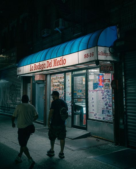 Bodega Del Medio at night in Elmhurst, Queens, New York New York Bodega, Queens New York, Concept Shop, Rail Transport, New York Aesthetic, Nyc Aesthetic, Hotel Motel, City Car, Image House