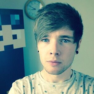 Dantdm on Pinterest | Minecraft, Youtube and Youtubers Dan Tdm, Minecraft Comics, 00s Nostalgia, Scene Core, Famous Youtubers, Joey Graceffa, And Peggy, Minecraft Youtubers, Boy Hairstyles