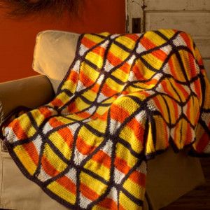 Keep warm as you hand out candy to trick-or-treaters with this festive Candy Corn Crochet Throw. All the fun of candy corn and none of the calories! | AllFreeCrochet.com Diy Halloween Dekoration, Crochet Afghan Patterns Free, Easy Crochet Patterns Free, Halloween Crochet Patterns, Halloween Blanket, Crochet Fall, Manta Crochet, Holiday Crochet, Afghan Patterns