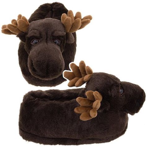 Need these! Moose Slippers, Moose Animal, Alaska Moose, Moose Pictures, Moose Decor, Moose Deer, Bunny Slippers, Animal Slippers, Deer Family