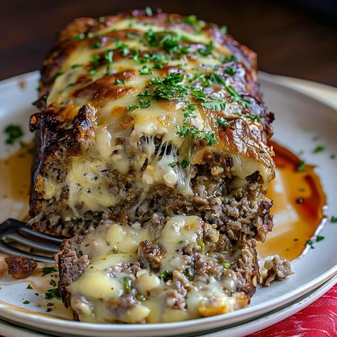 Philly Cheesesteak Meatloaf Homemade Au Jus, Cheesesteak Meatloaf, French Onion Meatloaf, Philly Cheesesteak, Meatloaf Recipe, Swiss Cheese, French Onion, Meatloaf, Gravy