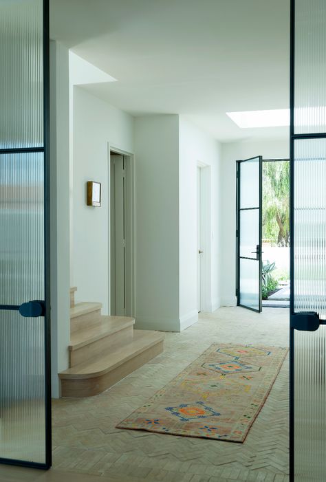 The Suburban Farm Haus - LAHAUS Tiled Entryway, Booth Seating In Kitchen, Kitchen Booths, Susan Sullivan, Stone Feature Wall, Entryway Tile, Cape Dutch, Timber Staircase, Stone Wall Cladding