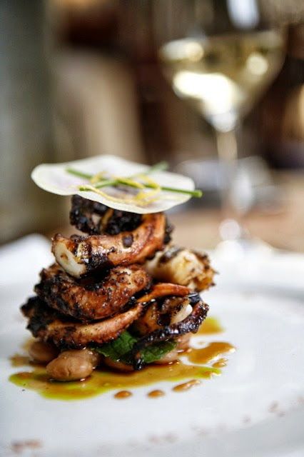 Scrumpdillyicious: Mario Batali: Grilled Octopus with 'Borlotti Marinati' Restaurants Nyc, Octopus Recipes, Calamari Recipes, Mario Batali, Best Italian Restaurants, Grilled Octopus, Italian Restaurants, Mediterranean Cuisine, Fish Dishes