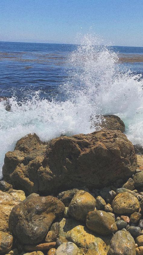 #beauty #beach #rock #wave #crash #rock #photography #photos #asthetic Water Rocks Landscape, Ocean Rocks Photography, Rocks And Water Photography, Waves Splashing On Rocks, Beach With Rocks Aesthetic, Beach Wave Photography, Sea Rocks Photography, Waves Crashing On Rocks Painting, Water Crashing On Rocks