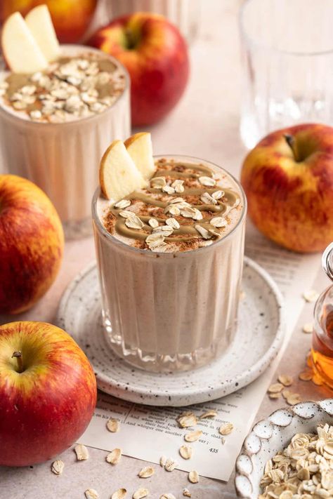 Apple Smoothie Greek Yogurt Oats, Cottage Cheese Smoothie Recipes, Apple Cider Smoothie, Smoothie Inspiration, Caramel Apple Smoothie, Smoothie Apple, Yogurt Oats, Cottage Cheese Smoothie, Apple Smoothie Recipes