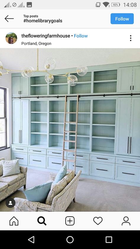 Coastal Library, Bedroom Built Ins, Home Library Rooms, Cute Living Room, Built In Shelves Living Room, Beach House Living Room, Home Library Design, Hill Interiors, Modern Farmhouse Design