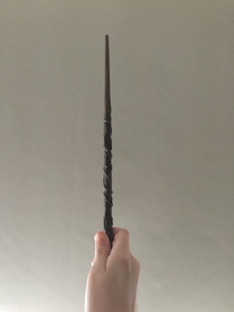 My Hermione wand #hpstudiotour Hermione Wand, Hermione Granger Wand, Hermiones Wand, Hermione Granger, Hermione, Wizarding World, Harry Potter, Quick Saves, Black