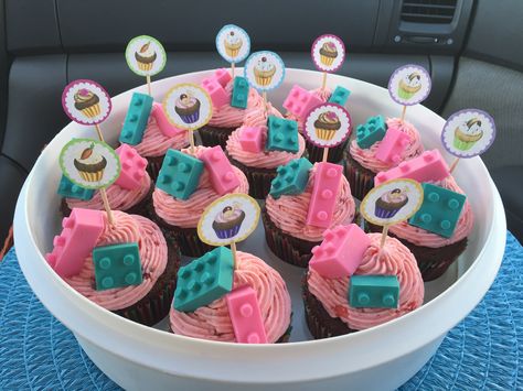 Friends Birthday Ideas, Friends Cupcakes, Lego Friends Birthday, Lego Friends Party, Friends Party, Friends Birthday, Lego Friends, Birthday Cupcakes, 8th Birthday